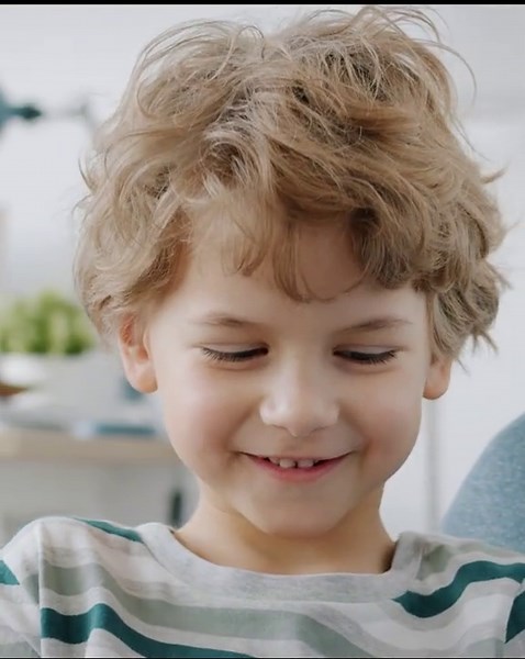 🎮 EasySMX X15 Controller - Mecha Black Design 🎮 (And don't miss the Starry White Design, also available in our store!)Get ready to level up your gaming with the EasySMX X15 controller, the ultimate gadget for all you gaming warriors out there! 🌈 Cool RGB Lighting: Dive into a universe of fun with our RGB lights! With 7 colors to choose from, you can game in style—or turn them off if you’re feeling stealthy. ✨ 🕹️ Hall Effect Joysticks and Triggers: Precise, smooth, and ready for action! Our h