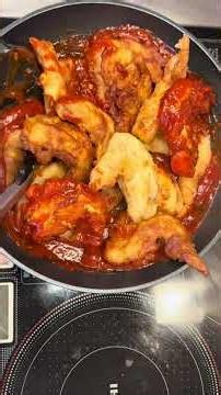 Let's make spicy Korean Chicken Wings🌶️🍗✨#KoreanFood #ChickenWings #Gochujang #SpicyChicken