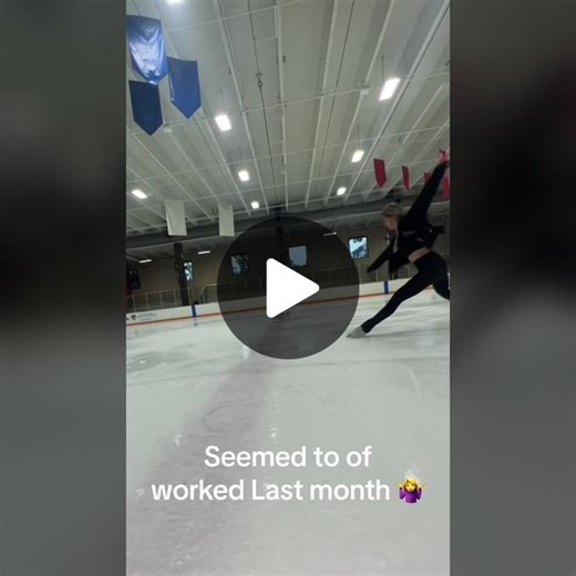 Elite Skater Accidentally Bonked on Ice | Stitch with Amber