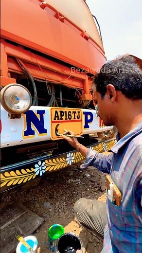 Amazing Hand Paint Art on Vintage Truck! 🎨🚛 #shorts #art #viral