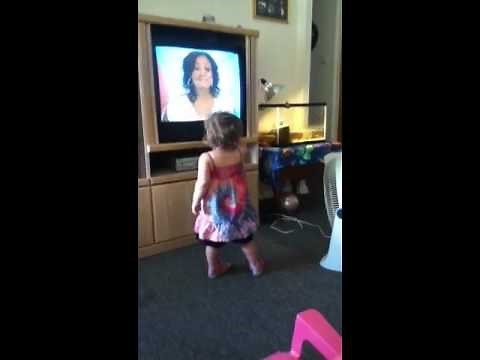 Yo gabba gabba dancey dance the dog