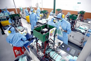 Produksi 4,7 Miliar Masker/Tahun, Kemenperin Dorong Industri Ekspor - Industri Katadata.co.id