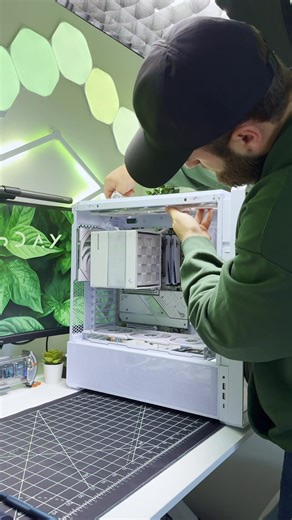 Building an all white Gaming PC with our friends at @LianLi and @DeepCool Part 2 #pc #pcbuild #gamingpc