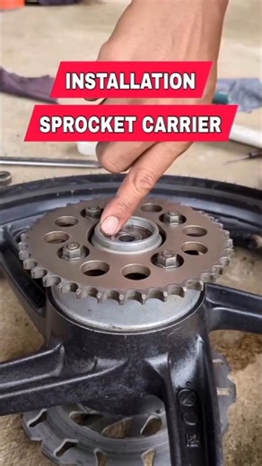 Installation Sprocket Carrier #mechanic #diy #unitedstates