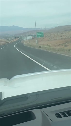 Arizona-Utah State Line #rvtravel