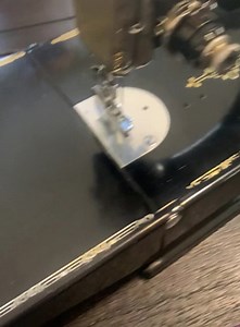 1939 Singer Featherweight 221 Sewing Machine W/ Case & Accessories - Etsy UK