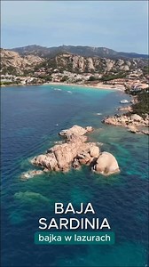 Dronata su Cala Battistoni e Baja Sardinia 🎥 @unlimitedtravelsardinia #arzachenasardegna #calabattistoni #bajasardinia #settembre #estate | Arzachena Sardegna