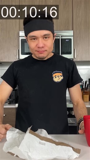I just ate the fastest hamburger ever! 🍔 #FastestHamburger #FoodChallenge #StonieBowls #EpicEats #FoodieFun #ChallengeAccepted #YummyEats #HungryForMore #ViralFood #FoodReels | Matt Stonie