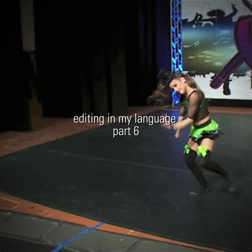 why do i kinda love this?? #dancemoms #fakebodyy⚠️⚠️ #mackenziezeigler #fyppp #viraltiktok @𝓐𝓵𝓵𝓲𝓮