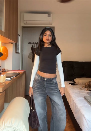 Stylish Layered Abaya Outfits for Fashion Inspiration