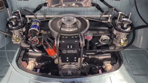 Erster Probelauf eines 2,1 Liter Typ 1 Motors in einem Karmann Ghia von 1960. Aausgestattet mit dem Gembler Axialgebläse im Porsche 917 Style. Weitere Bearbeitungen, Motorteile und ganze Motoren gibt's bei uns im #Typ1Motor #KarmannGhia #Axialgebläse #Porsche917Style #Motorenbau | Jürgen Gembler