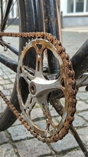 Restoring a Completely Rusted Bike Chain (Satisfying Before & After)