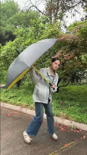 Reliable Rain Protection ( # 2142 ) 1️⃣ Heavy-Duty Curved Handle Rain Umbrella