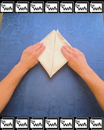 Napking folding video - Beginner Waiter - Basic Pyramid . Waiter Training Video. Fine Dining