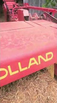 New Holland 273 baler