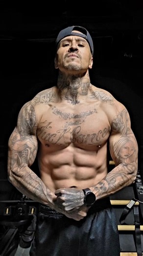 @lockitinfit_ | CAN NOT HAVE ONE FOOT IN,ONE FOOT OUT YOUR ETHER ALL IN OR ALL OUT REAL ONES CAN SEE A HALF STEPPER A MILE AWAY YOU AIN'T FOOLING NO ONE... | Instagram