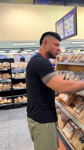 No va a doler 😉@bastianmoreyra Insta: liamgalty_