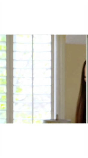 Julia on Instagram: "Rachel Zoe revealed the “insane” final straw that led her to file for divorce from Rodger Berman.2"