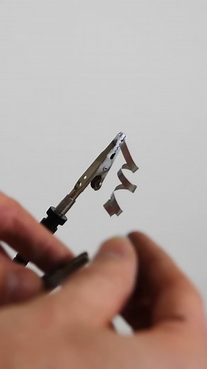 115K views · 1.4K reactions | Don't mix magnesium and dry ice! ⚠️ #chemistry #physics #experiment #ice #magnesium #reels | The Action Lab | Facebook