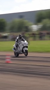 Suzuki GSX 1300R Hayabusa vs 230HP Kart CBR1000RR Fireblade | Gumbal