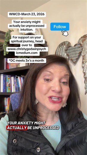 Do you want company on your spiritual journey? Check out the Divine Collective at my website (link in bio). Or, if you want more personalized attention, check out my mentorship program. #christygodwinpsychicmedium #psychic #spirituality #mindfulness #chakra