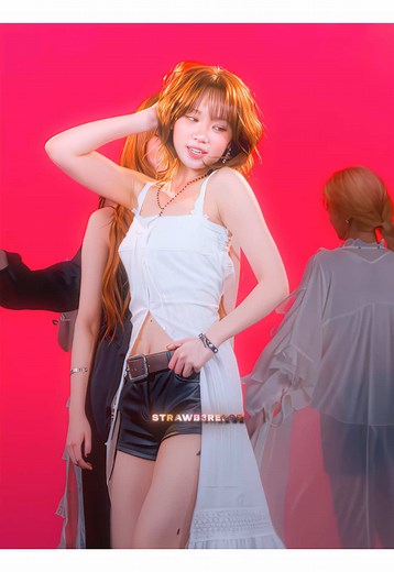 LESSERAFIM Facecam K-Pop 4K