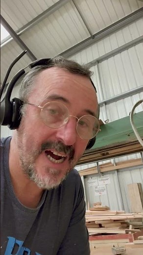 Radial Arm Saw Hack: Maximize Precision and Safety!👌 #woodworking #woodworker #carpentry