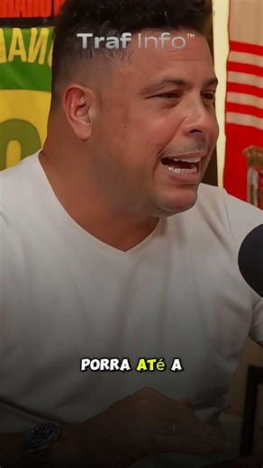 Ronaldo tells the story of his first commercial contract. #soccer #ronaldofenomeno #podcast