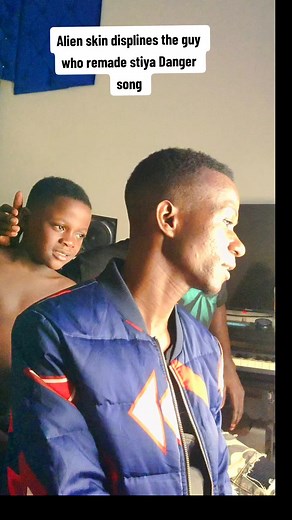 Alien Skin akute guy eyabye mu Sitya Danger