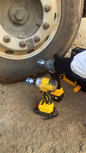 This Electric Wrench Hits DIFFERENT 🔥 #toolkit #powertools #toolset #TikTokShopHolidayHaul #shopvideocarnival