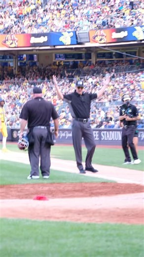 Eli Manning Kicked Dirt at me #dancingumpire #savannahbananas #umpire #bananaball | The Dancing Umpire