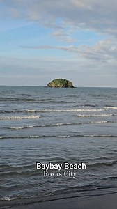 One fine Sunday afternoon at Baybay Beach in Roxas City. | Capisnon.com