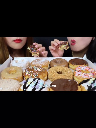 ASMR EATING DONUTS (DUNKI’ DONUTS) l Kim and Liz ASMR l
