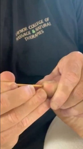 Big Toe Massage using a Chopstick. Raynor Foot Reflexology #massagetherapy #footmassage