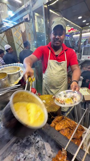 Butter Chicken in Old Delhi | Indian Street Food