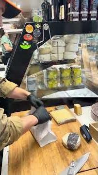 Cheesemonger's top 3 favorite cheeses #cheesemonger #cheesestore