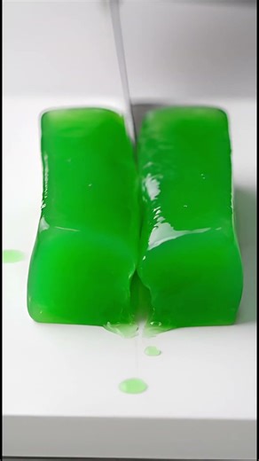 Element of the day... Boron.. Earthy, tough, and green | short #usa #magic #asmr #boron #elements