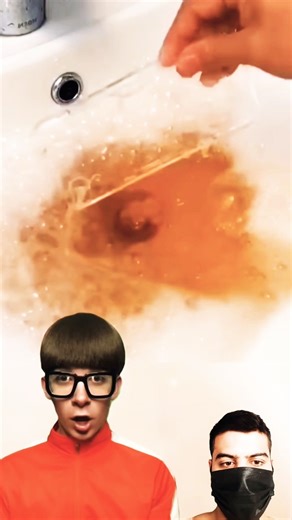 Clean Old Mobile Cover with Toothpaste & Salt | Shocking Result 😱