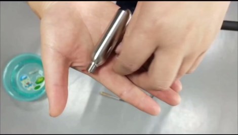 Outdoor Bar Stools Set of 2,Patio Swivel Bar Chairs,Counter Height Bar Stools,Rattan Wicker Outdoor Metal Boho Barstools with Removable Cushion, Pool Bar Chairs for Backyard Garden Balcony