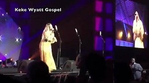KeKe Wyatt Gospel at essence feast. Tribute to the Clark Sisters "Is My living IN Vain?" | Rev. Derek Terry
