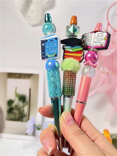 Creative DIY Craft Ideas for Book Lovers