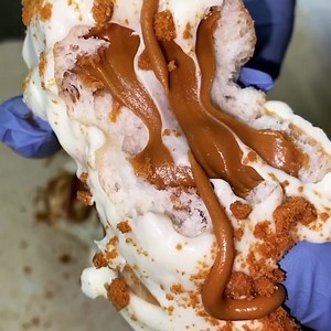 2.7K views · 4 comments |  BISCOFF IS BACK  BISCOFF DOUGHNUTS BACK ON THE MENU TONIGHT ❤️李 ORDER YOURS NOW VIA THE APP  | The Midnight Delivery | Facebook