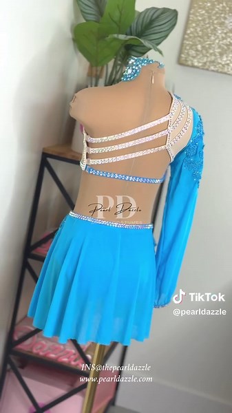 Custom Dance Costumes for Groups and Solo Performances