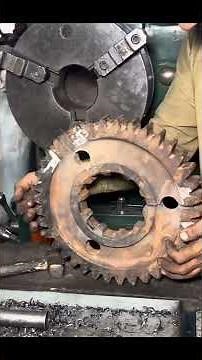 Heavy Equipment Repair | Fixing a Cracked Bulldozer Drive Gear