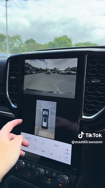 Inside the 2025 Ford Everest Sport: A Tech Revolution