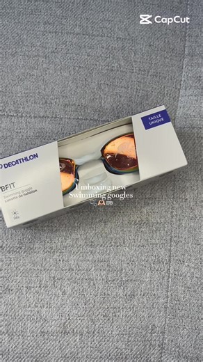 Czy tylko ja kocham odrywać folię z okularków? #swim #dccccccccccccccccccccccc #hauls