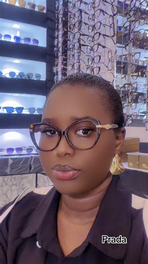 Cadre Prada original disponible 💕💕#livehighlights #viral #lunette @ndeya business