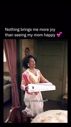 fly on Instagram: "Everybody Hates Chris (2005-2009) Genre: Comedy / Family Runtime: 22-24m per episode Rating: 7.7/10 (IMDb) Creator: Chris Rock, Ali LeRoi Based on the teenage experiences of comedian Chris Rock, Everybody Hates Chris follows young Chris growing up in Brooklyn in the 1980s. Navigating school, family, and the challenges of adolescence, Chris deals with hilarious misadventures, overprotective parents, and quirky friends-all while trying to survive teenage life with humor and wit.