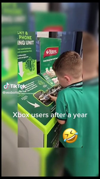 How to Check Storage on Oculus Quest 2 & Fix Sign-in Glitch | Xbox Player Tips
