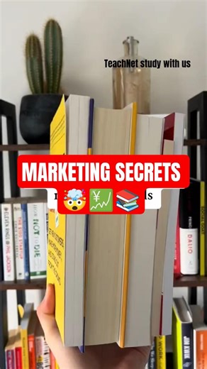 Top 5 Marketing Books That Will 10X Your Skills 📈 #marketingbooks #marketingmasterminds #booktok